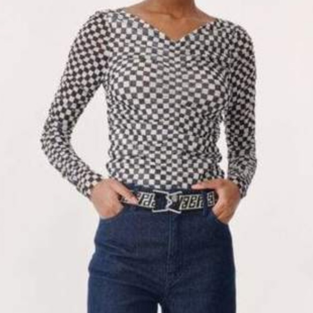 Baum Und Pferdgarten ruched sleeve and bodice v neckline top